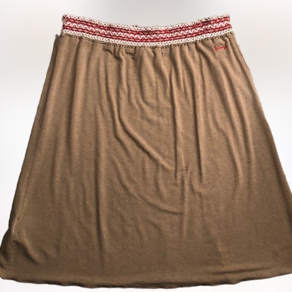 NWOT Hurley Super Cute Dark Khaki w/Red & Cream Embroidey around Waist! SZ M - Picture 2 of 6